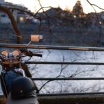 バイクに乗るなら必須!スマホを守るための落下防止方法を紹介