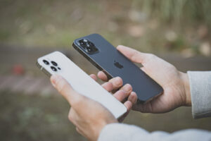 スマホフィルムの値段ごとの機能の違いは？価格別に特徴を紹介