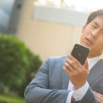 保護フィルムでスマホの反応が悪い?原因や対処法を詳しく解説