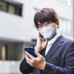 スマホケースをつけない男性の印象は?口コミと併せて解説