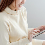 タブレット(iPad)のブルーライトは危険?影響と対策について解説