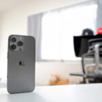 スマホフィルムに傷がついたらどうすればいい?対処法を紹介